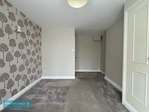 Bedroom- click for photo gallery